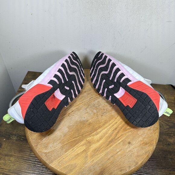 Nike Free Metcon 5 Shoes Womens Size 8.5 Training Gym Sneakers IB4526-100 - Picture 7 of 8